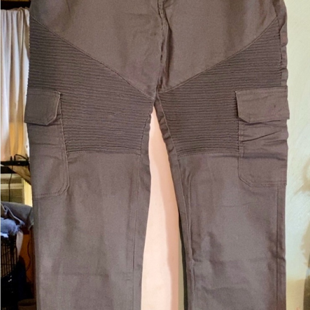 Men's Gray Cargo Pants